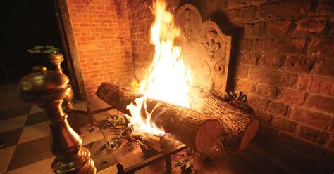 burning yule log